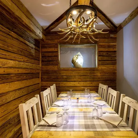 Отель Cristallo 2*