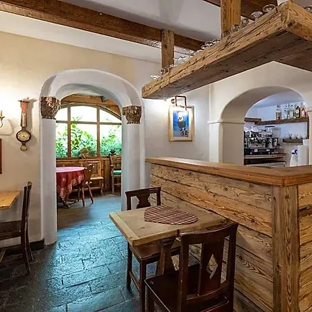 Hotel Cristallo 2*