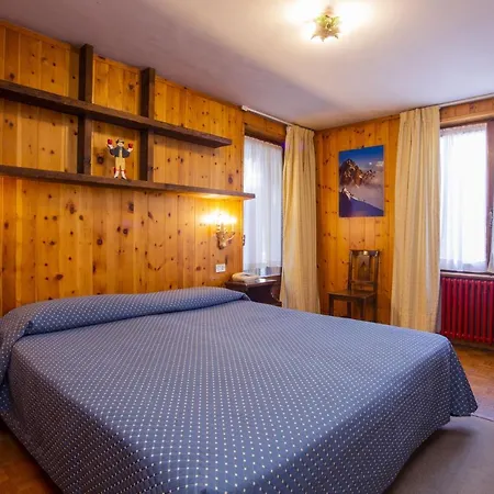 Otel Cristallo Courmayeur